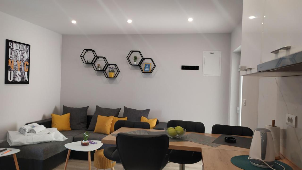 Apartment Skavo Baska Voda Ngoại thất bức ảnh